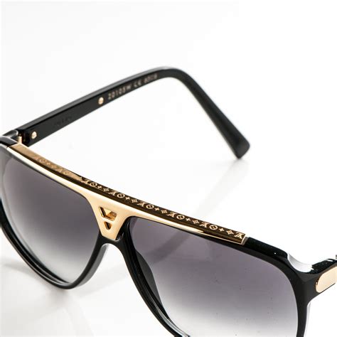 LOUIS VUITTON Acetate Evidence Sunglasses Z0105E Black 